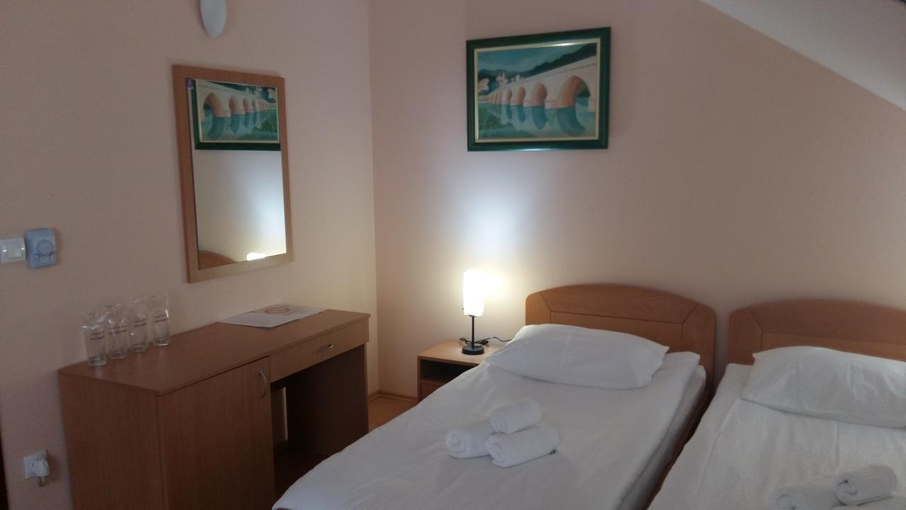 Stari Mlin Hotel Vrsac Exterior photo
