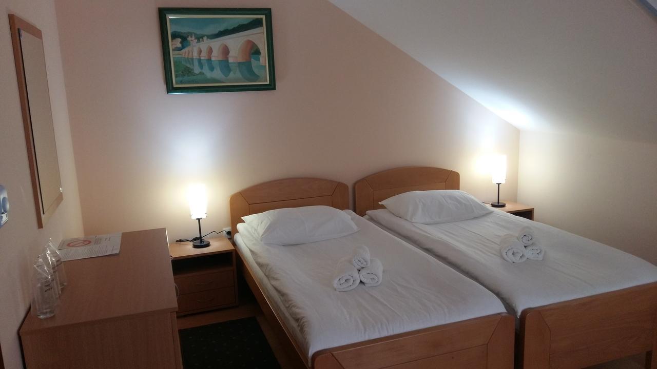 Stari Mlin Hotel Vrsac Exterior photo